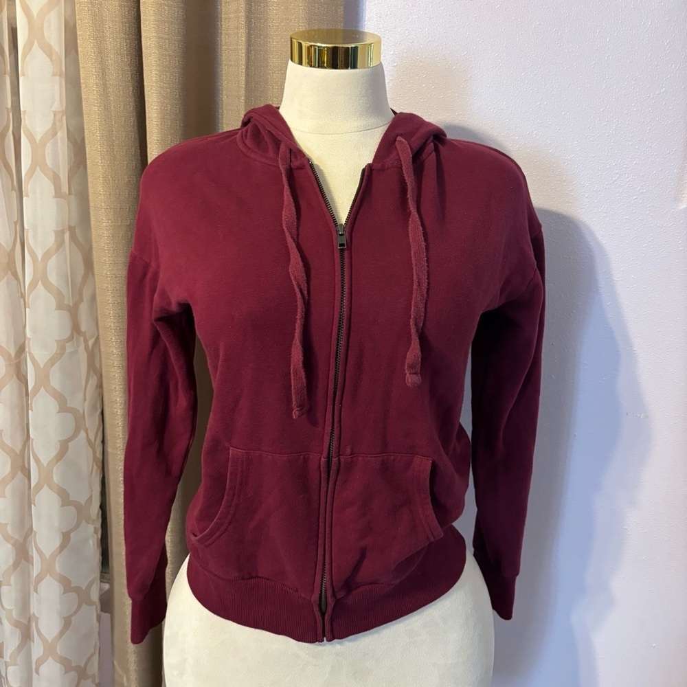 #0039 Time and Tru Maroon Zip-Up Hoodie